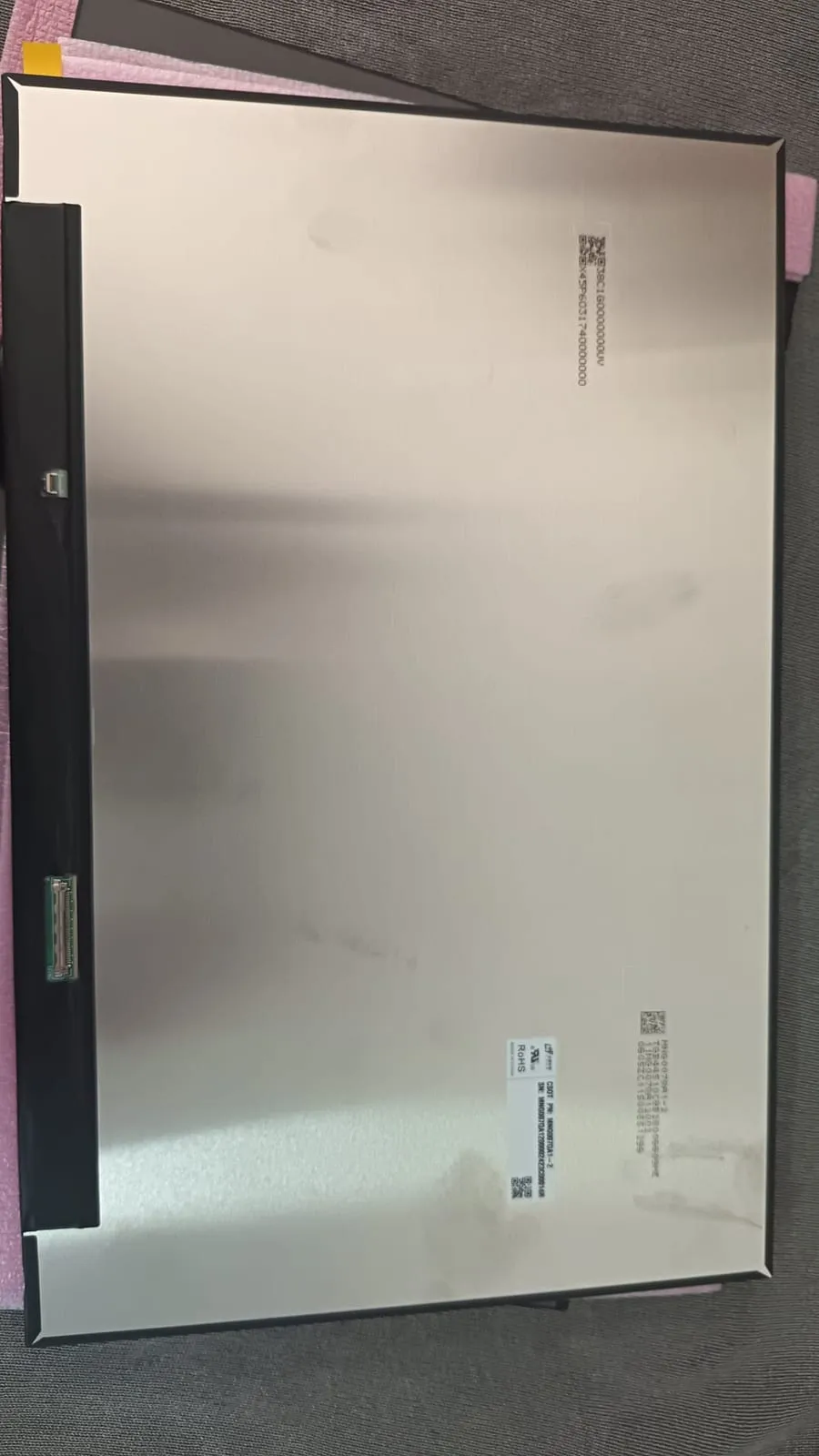 Pantalla 16" MNG007QA1 - 40 pines sin orejas 165 Hz